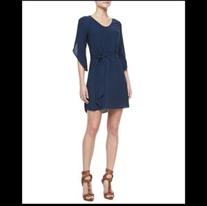 Diane von Furstenberg Tanna Silk Dress Sz 2 navy